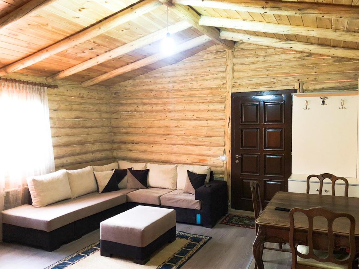 Lodges Veis Kamenice Ngoại thất bức ảnh