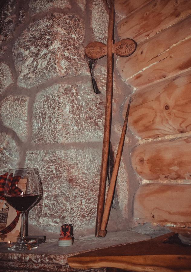 Lodges Veis Kamenice Ngoại thất bức ảnh
